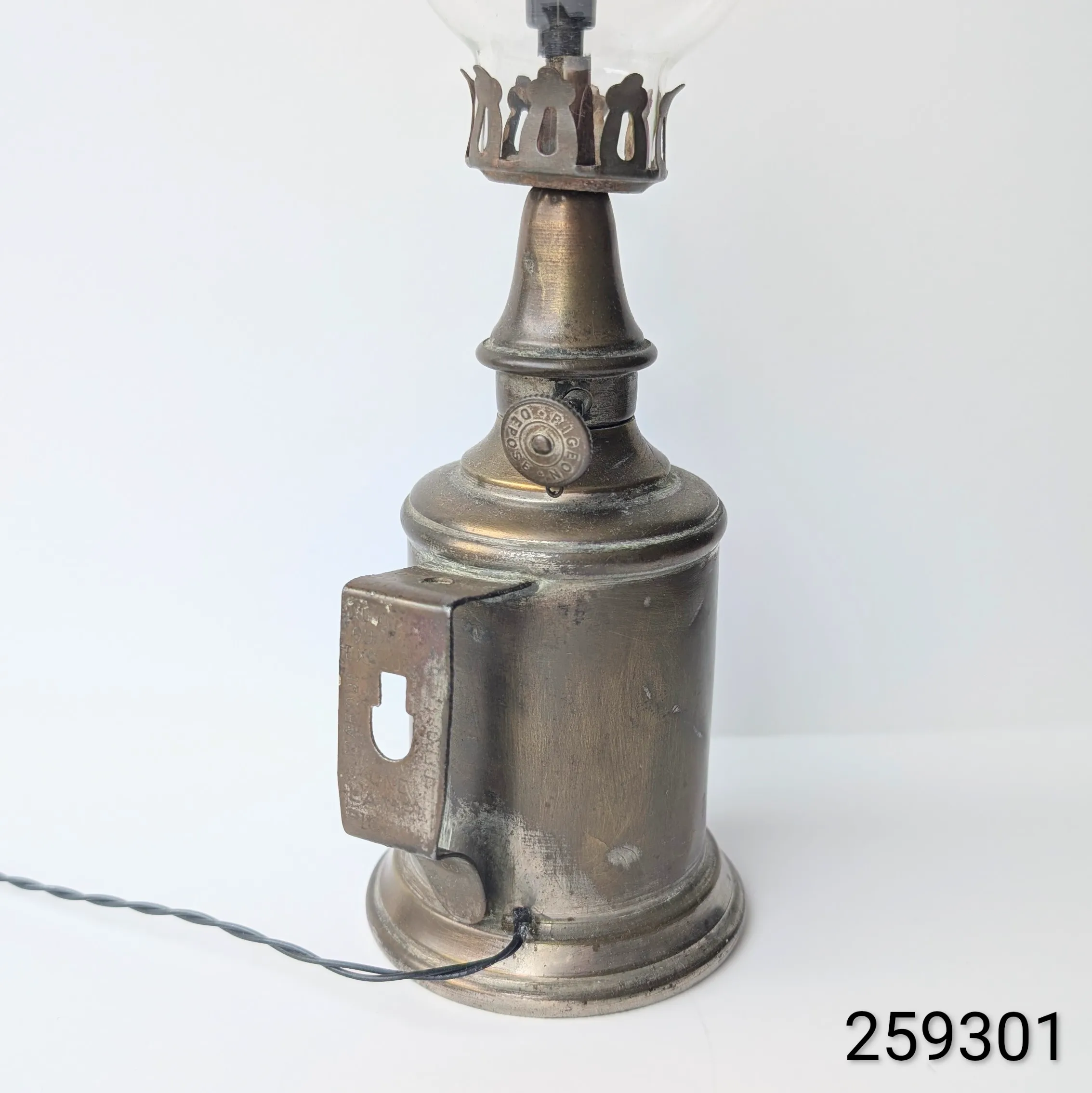 Lampe Pigeon ピジョンランプ リメイク照明 - 発酵とスパイス